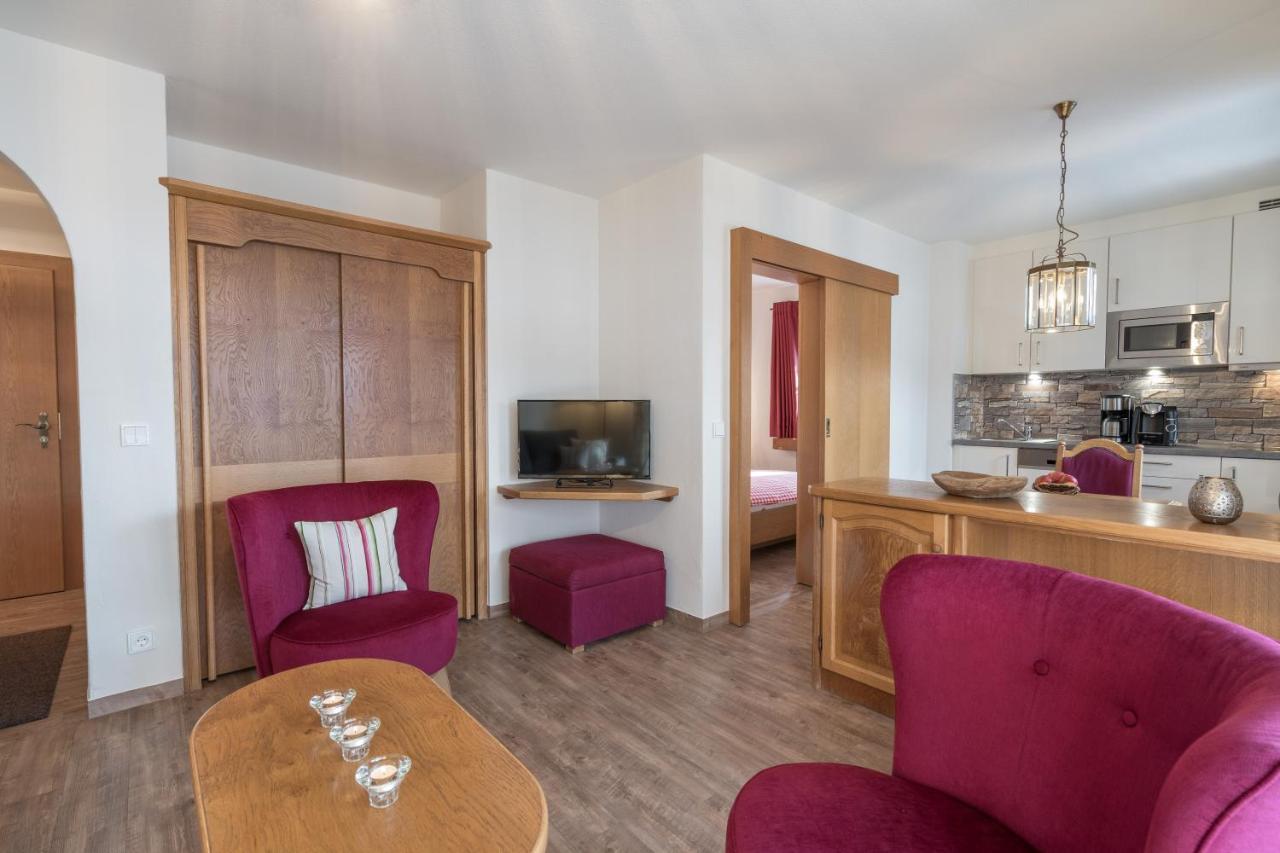 Ferienwohnungen Alpentraum - Landhaus Im Oberen Markt Oberstdorf Exteriér fotografie