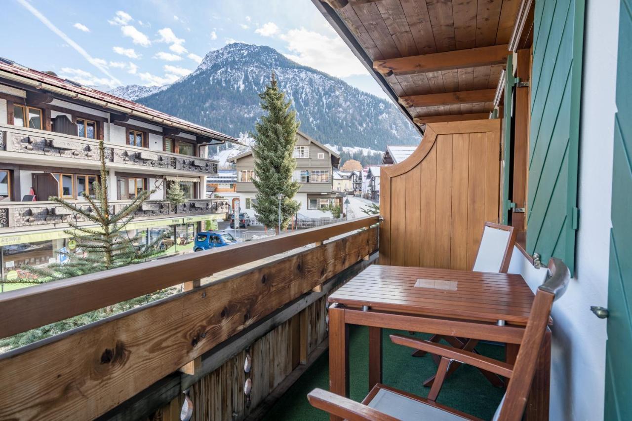 Ferienwohnungen Alpentraum - Landhaus Im Oberen Markt Oberstdorf Exteriér fotografie